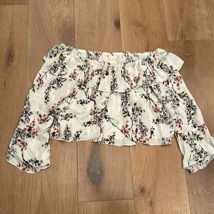 Stone Cold Fox Floral Off-Shoulder Women's Top, Size 1 / Small